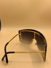 Load image into Gallery viewer, Shield Oversize Iconic Sunglasses
