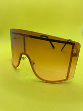 Load image into Gallery viewer, Shield Oversize Iconic Sunglasses
