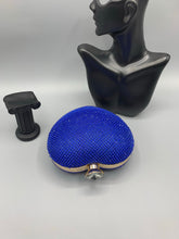 Load image into Gallery viewer, Rhinestone Mesh Heart Box Clutch *RED/BLUE*
