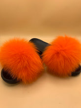 Load image into Gallery viewer, Fluffy Slippers
